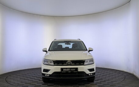 Volkswagen Tiguan II, 2020 год, 2 180 000 рублей, 2 фотография