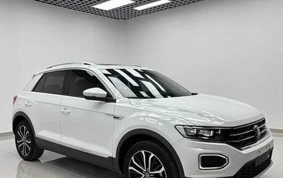 Volkswagen T-Roc I, 2022 год, 1 385 000 рублей, 1 фотография