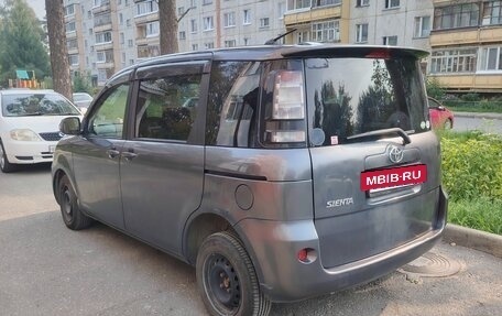 Toyota Sienta I, 2015 год, 730 000 рублей, 4 фотография