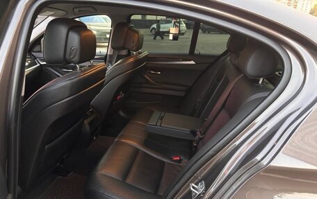 BMW 5 серия, 2013 год, 1 580 000 рублей, 13 фотография
