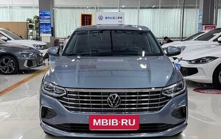 Volkswagen Lavida, 2022 год, 965 000 рублей, 2 фотография