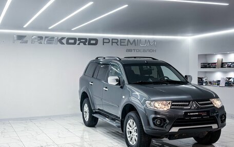 Mitsubishi Pajero Sport II рестайлинг, 2014 год, 2 450 000 рублей, 2 фотография