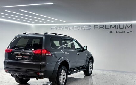 Mitsubishi Pajero Sport II рестайлинг, 2014 год, 2 450 000 рублей, 24 фотография