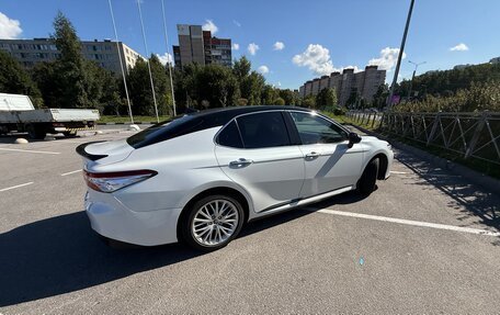Toyota Camry, 2019 год, 2 790 000 рублей, 6 фотография