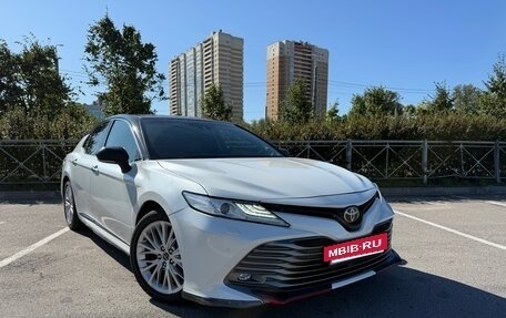 Toyota Camry, 2019 год, 2 790 000 рублей, 2 фотография