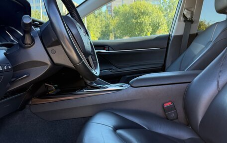 Toyota Camry, 2019 год, 2 790 000 рублей, 12 фотография