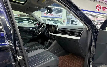 Volkswagen Tiguan II, 2022 год, 2 235 000 рублей, 5 фотография