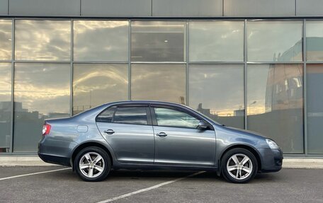 Volkswagen Jetta VI, 2010 год, 499 000 рублей, 3 фотография