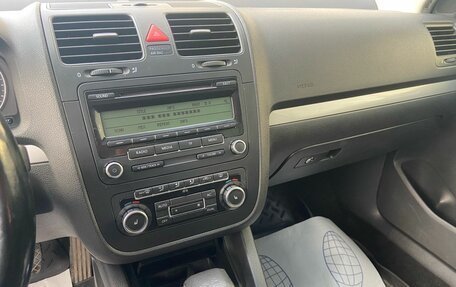 Volkswagen Jetta VI, 2010 год, 499 000 рублей, 8 фотография