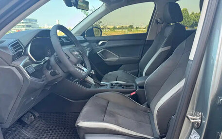 Audi Q3, 2023 год, 2 500 001 рублей, 14 фотография