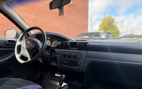 Dodge Stratus II, 2005 год, 270 000 рублей, 33 фотография