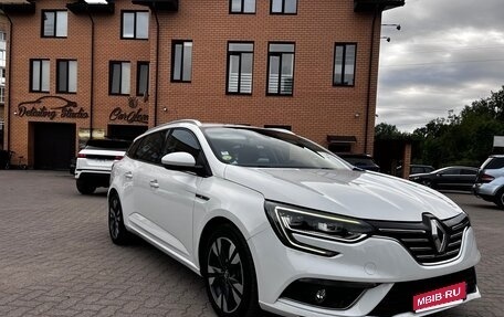 Renault Megane IV, 2019 год, 1 950 000 рублей, 2 фотография