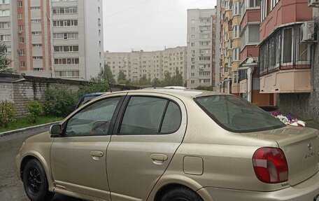 Toyota Echo, 2001 год, 340 000 рублей, 2 фотография
