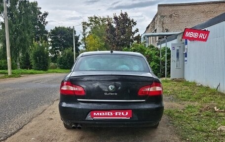 Skoda Superb III рестайлинг, 2010 год, 550 000 рублей, 4 фотография