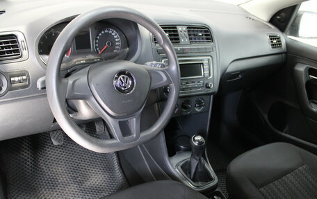 Volkswagen Polo VI (EU Market), 2017 год, 1 109 000 рублей, 10 фотография