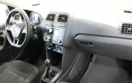 Volkswagen Polo VI (EU Market), 2017 год, 1 109 000 рублей, 11 фотография
