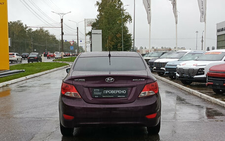 Hyundai Solaris II рестайлинг, 2012 год, 660 000 рублей, 10 фотография