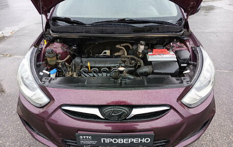 Hyundai Solaris II рестайлинг, 2012 год, 660 000 рублей, 13 фотография