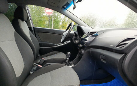 Hyundai Solaris II рестайлинг, 2012 год, 660 000 рублей, 15 фотография