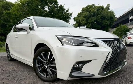 Lexus CT I рестайлинг, 2022 год, 1 737 000 рублей, 2 фотография