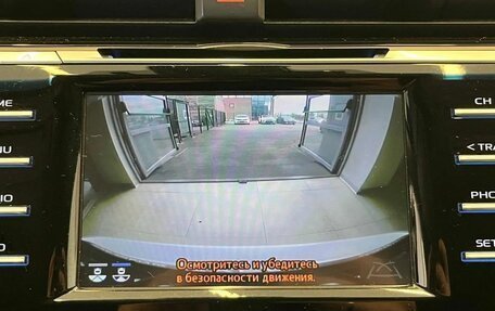 Toyota Camry, 2018 год, 2 800 000 рублей, 14 фотография