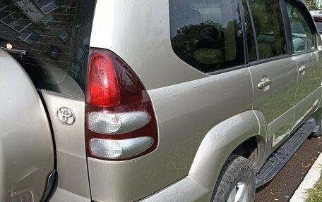 Toyota Land Cruiser Prado 120 рестайлинг, 2004 год, 1 800 000 рублей, 6 фотография