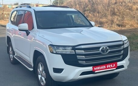 Toyota Land Cruiser, 2022 год, 11 000 000 рублей, 2 фотография