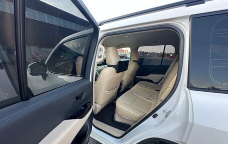 Toyota Land Cruiser, 2022 год, 11 000 000 рублей, 12 фотография