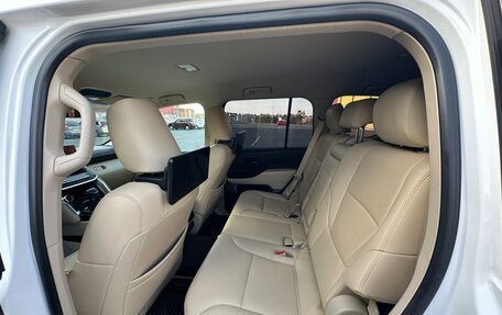 Toyota Land Cruiser, 2022 год, 11 000 000 рублей, 13 фотография