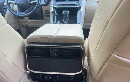Toyota Land Cruiser, 2022 год, 11 000 000 рублей, 29 фотография