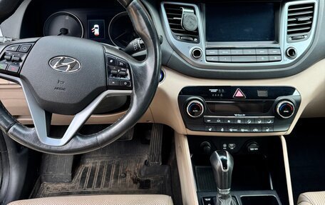 Hyundai Tucson III, 2016 год, 1 850 000 рублей, 2 фотография