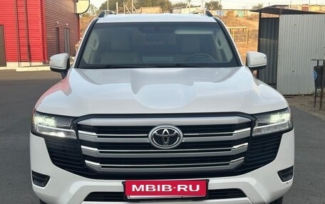 Toyota Land Cruiser, 2022 год, 11 000 000 рублей, 30 фотография