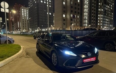 Toyota Camry, 2021 год, 3 050 000 рублей, 1 фотография
