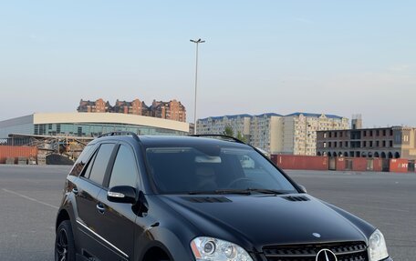 Mercedes-Benz M-Класс, 2005 год, 1 800 000 рублей, 3 фотография
