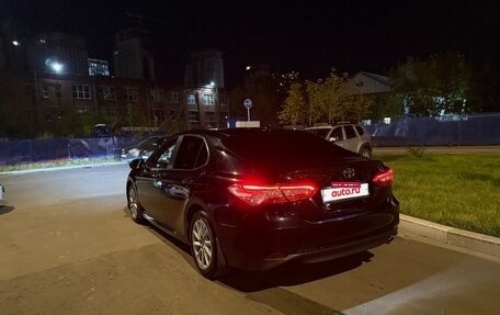 Toyota Camry, 2021 год, 3 050 000 рублей, 3 фотография