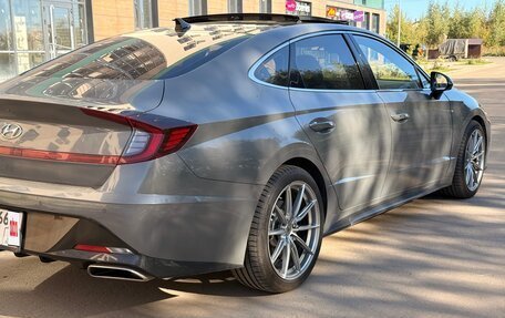 Hyundai Sonata VIII, 2020 год, 2 800 000 рублей, 3 фотография