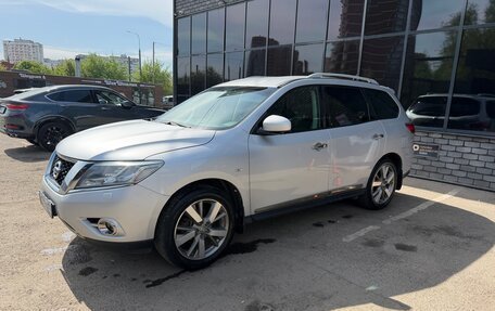 Nissan Pathfinder, 2015 год, 1 750 000 рублей, 2 фотография