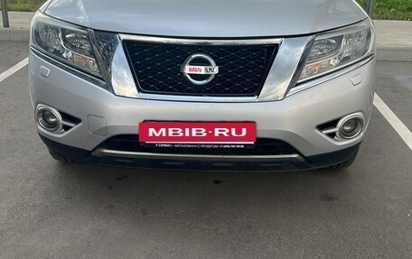Nissan Pathfinder, 2015 год, 1 750 000 рублей, 4 фотография