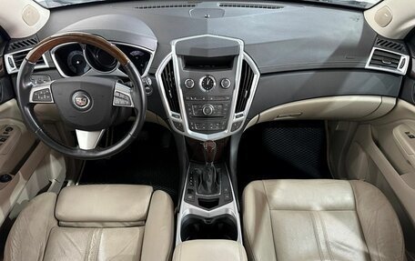 Cadillac SRX II рестайлинг, 2010 год, 1 055 000 рублей, 11 фотография