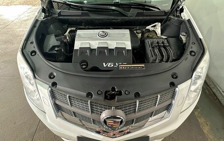 Cadillac SRX II рестайлинг, 2010 год, 1 055 000 рублей, 21 фотография
