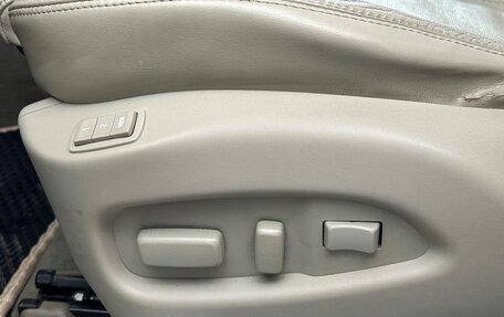 Cadillac SRX II рестайлинг, 2010 год, 1 055 000 рублей, 20 фотография