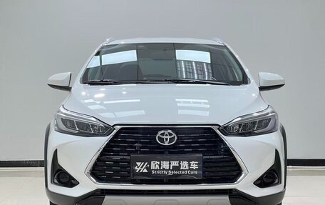 Toyota Yaris XP150 рестайлинг, 2023 год, 955 000 рублей, 2 фотография
