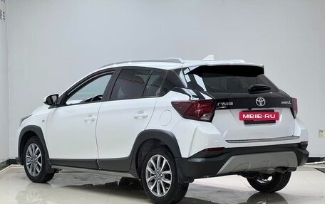 Toyota Yaris XP150 рестайлинг, 2023 год, 955 000 рублей, 4 фотография