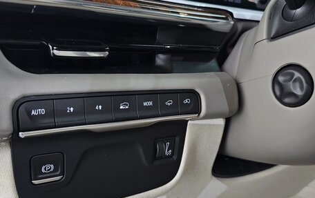 Cadillac Escalade V, 2023 год, 13 660 000 рублей, 9 фотография