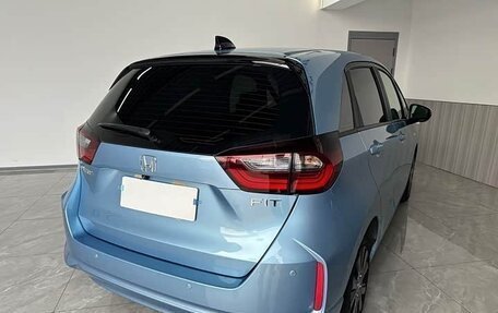 Honda Fit, 2022 год, 985 000 рублей, 4 фотография