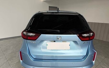 Honda Fit, 2022 год, 985 000 рублей, 5 фотография