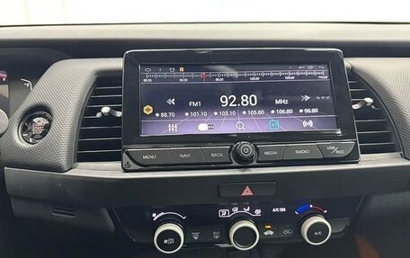 Honda Fit, 2022 год, 985 000 рублей, 13 фотография