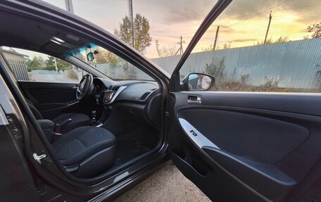Hyundai Solaris II рестайлинг, 2015 год, 829 000 рублей, 7 фотография