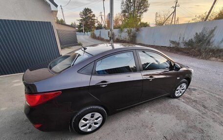 Hyundai Solaris II рестайлинг, 2015 год, 829 000 рублей, 4 фотография