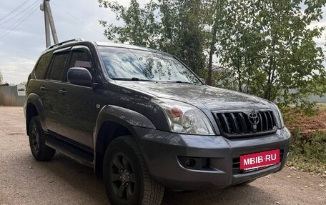 Toyota Land Cruiser Prado 120 рестайлинг, 2007 год, 2 340 000 рублей, 7 фотография